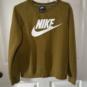 Nike Men's Olive Green Crewneck Sweatshirt